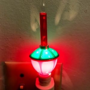 Vintage Style Bubbling Christmas Holiday Candle Night Light (see video)